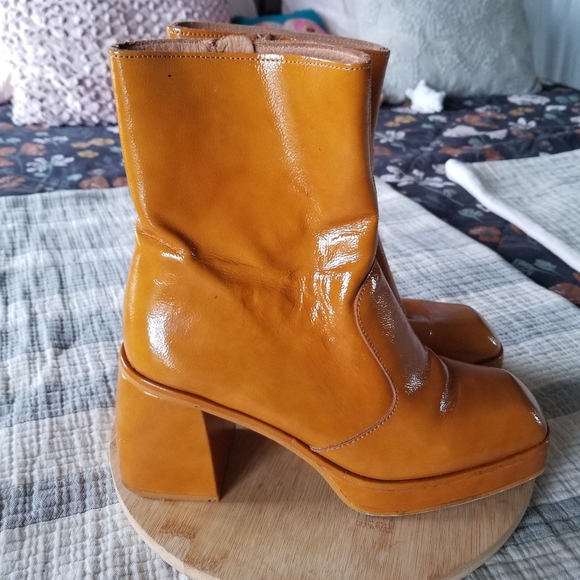 Free PeopleRudy Shine Platform Boots